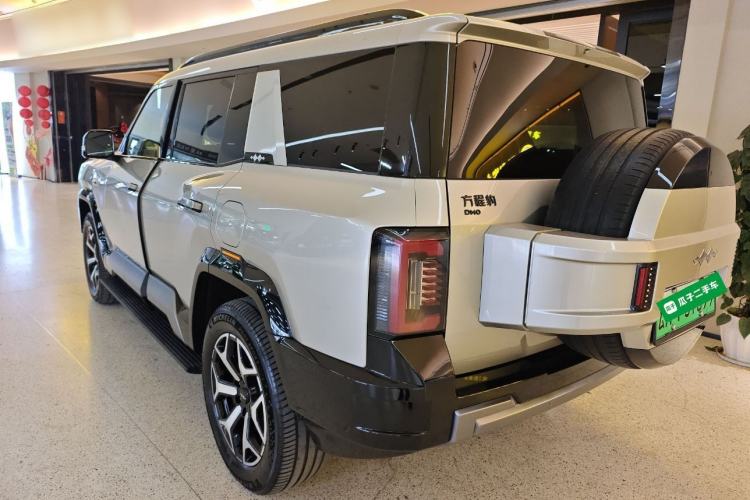 Used Formula Leopard 8 2025 Smart & Brave Flagship Edition 6 Seats Rear Left 45 Deg