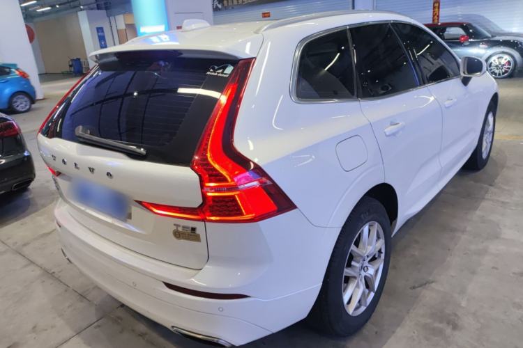 Used Volvo XC60 2019 T5 4x4 Smart Edition China VI Standard