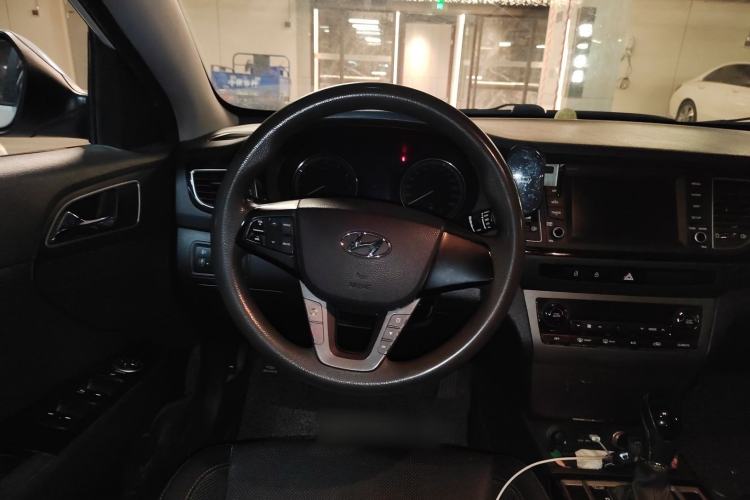 Used Hyundai Mistra 2016 1.8L Automatic Smart GLS Steering Wheel