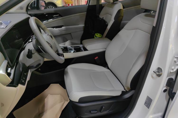 Used Kia Sportage (Chinese Domestic Model) 2025 1.5T Two-Wheel Drive Prestige Smart Enjoyment Version