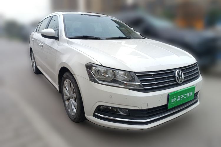 Used Volkswagen Lavida 2015 1.6L Manual Comfort Edition
