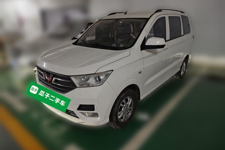 Used Wuling Hongguang 2019 1.5L S Basic Version China VI Standard LAR
