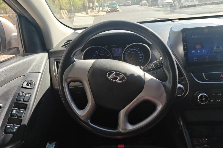 Used Hyundai ix35 2013 2.0L Automatic 2WD Comfort GL China IV Standard
