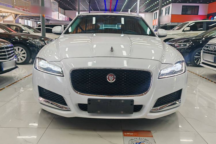 Used Jaguar XFL 2018 XFL 2.0T 250 PS Luxury Edition