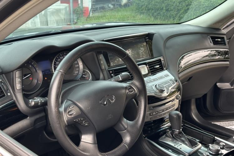 Used Infiniti Q70 2017 Q70L 2.5L Elite Edition