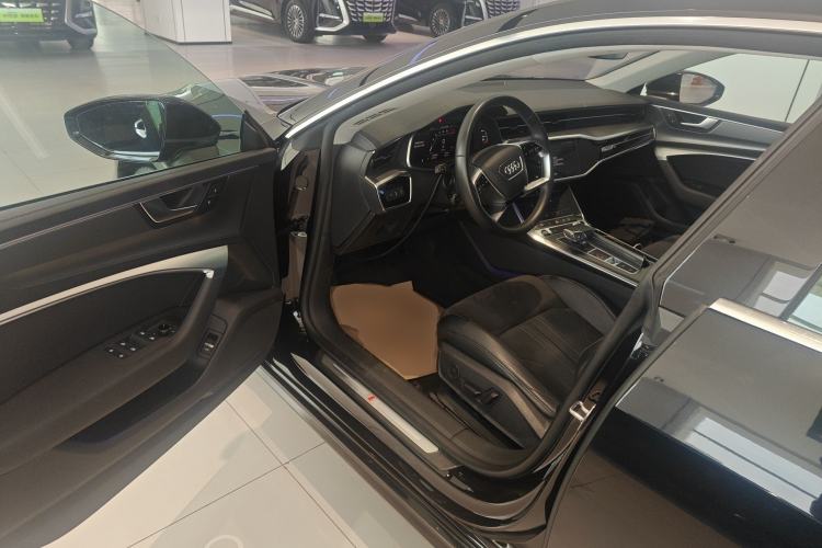 Used Audi A7L 2024 45TFSI S-line Dream-Building Edition Flow Crystal Package