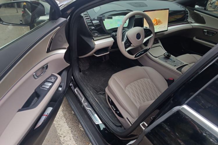 Used BYD Han 2025 DM-i 125KM Elite Model Driver Seat