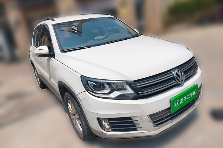 Used Volkswagen Tiguan 2015 1.8TSI Automatic Two-Wheel Drive Trend Edition Front Right 45 Deg