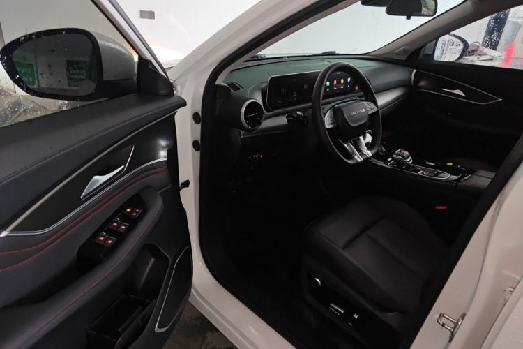 Used FORTHING T5 EVO 2021 1.5TD DCT Diamond Edition
