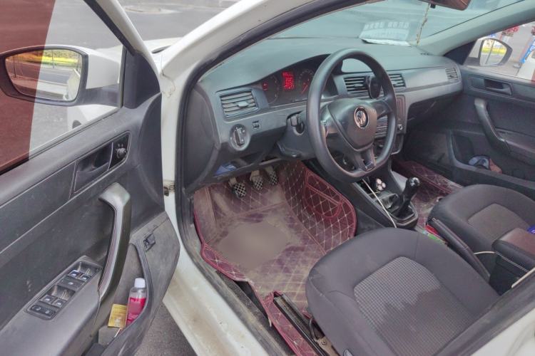 Used Volkswagen Santana 2016 1.6L Manual Fashion Edition