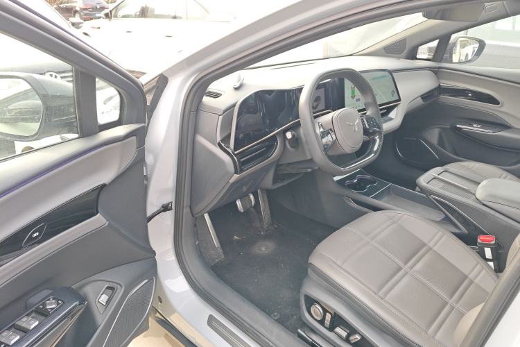 Used Hongqi EH7 2024 690 Pro