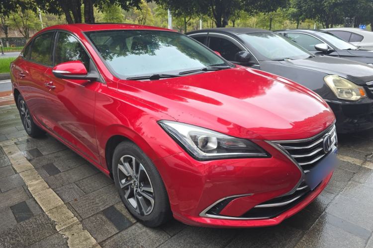 Used CHANGAN Eado 2018 1.6L GDI Automatic Fashion Edition