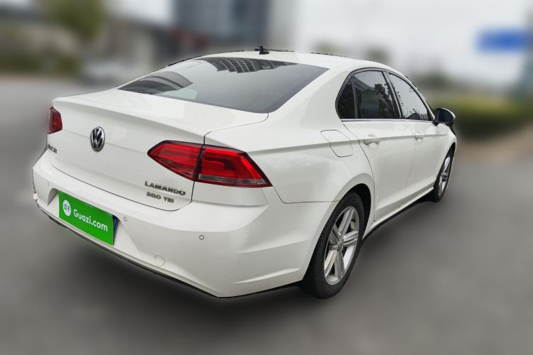 Used Volkswagen Lamando 2015 280TSI DSG Comfort Edition
