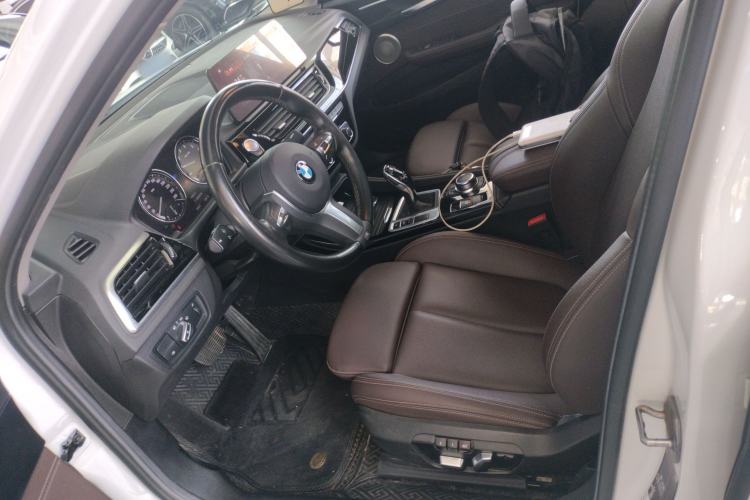 Used BMW 1 Series 2023 120i M Sport Night Edition Left Front Seat