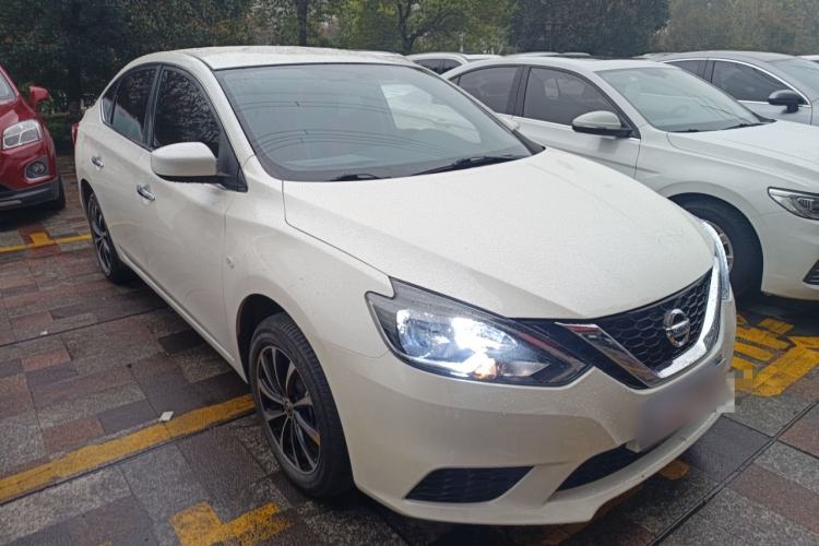 Used Nissan Sylphy 2022 Classic 1.6XE CVT Comfort Edition Front Right 45 Deg