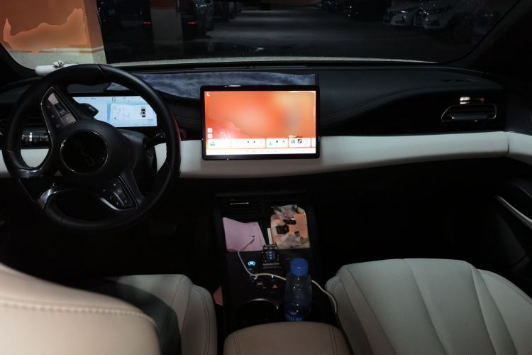 Used BYD Seal 06 New Energy 2025 DM-i Smart Drive 80KM Luxury Model Center Console