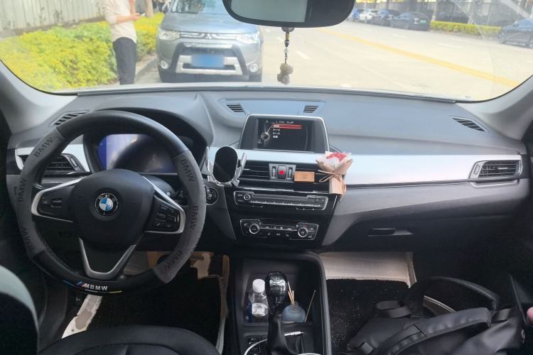 Used BMW X1 2016 sDrive18Li Premium Edition
