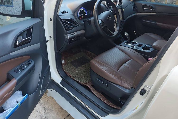 Used BYD S7 2015 2.0T Upgraded Automatic Luxury Version
