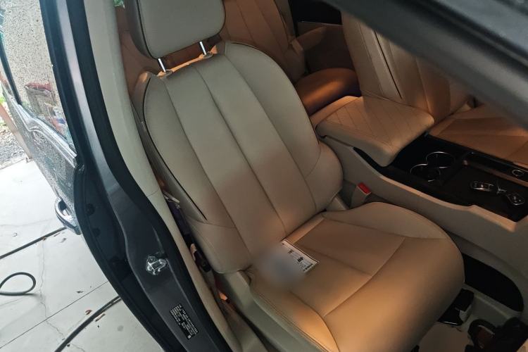 Used Buick GL8 2021 Land Cruiser Executive 652T Premium Model
