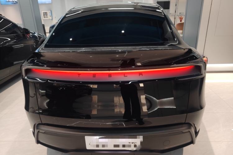 Used Tesla Model Y 2025 Rear-Wheel-Drive Version Rear