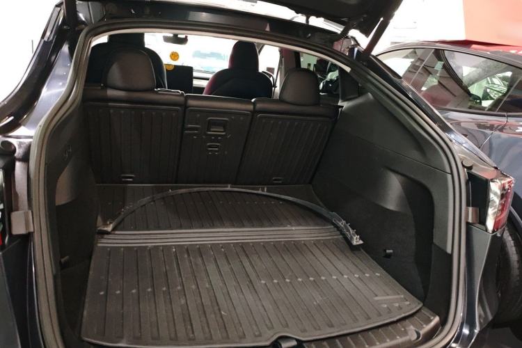 Used Tesla Model Y 2024 Rear-Wheel-Drive Version Trunk