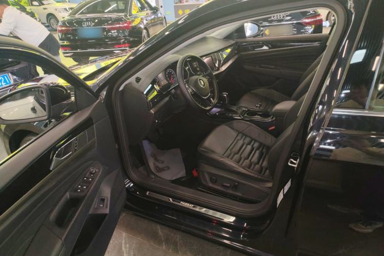 Used Volkswagen Passat 2019 330TSI Elite Edition China VI