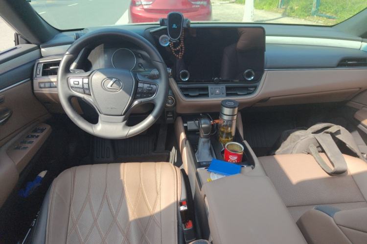 Used Lexus ES 2025 200 Premium Edition