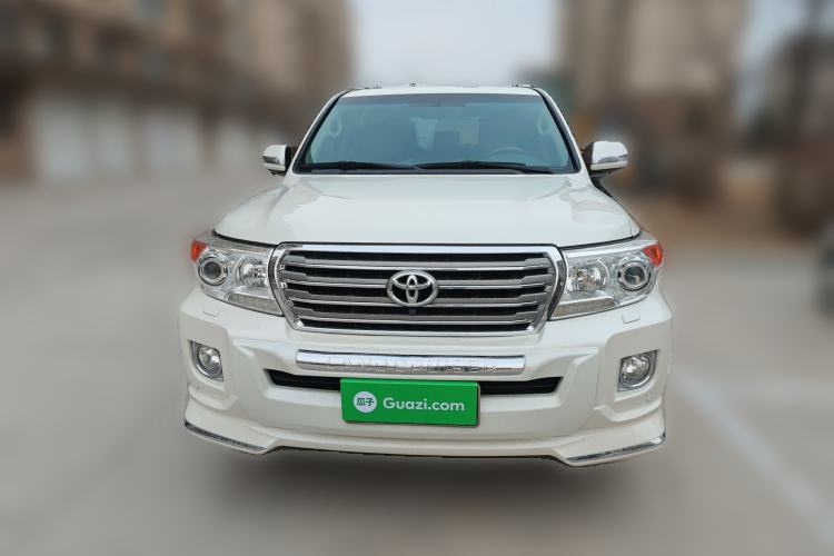 Used Toyota Land Cruiser  Front