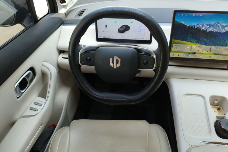 Used Leapmotor C16 2024 Range-Extended 200 Luxury Edition
