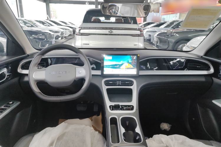 Used Geely Galaxy Geome 2026 Model 310km Youth Edition
