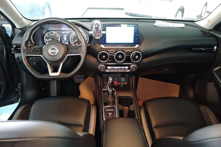 Used Nissan Sylphy 2022 1.6L XL CVT Enjoyment Edition Center Console