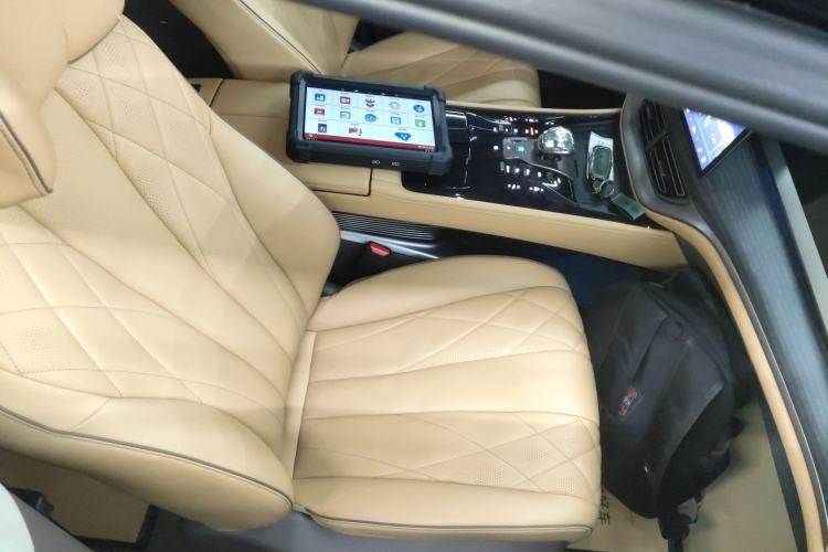 Used Denza D9 2022 DM-i 970 Four-Wheel Drive Flagship Model