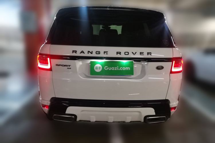 Used Land Rover Range Sport 2022 3.0 L6 YAO Black Edition
