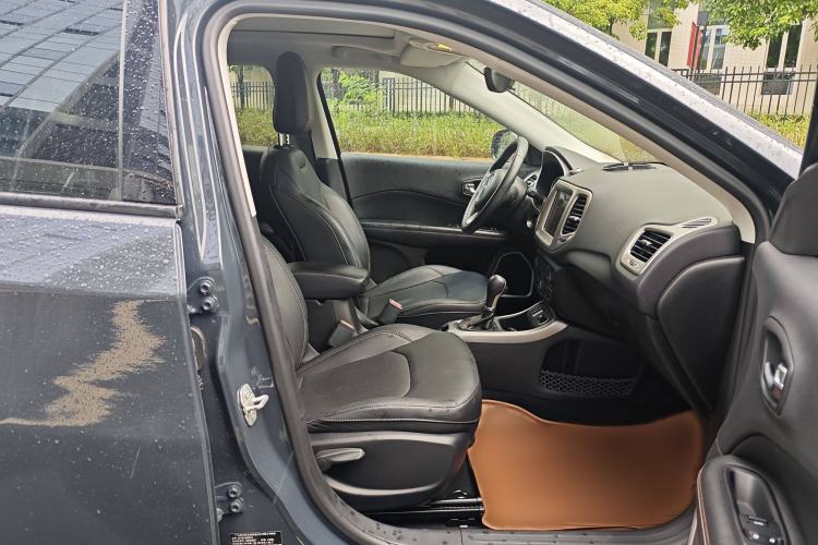 Used Jeep Compass 2017 200T Automatic Family Edition