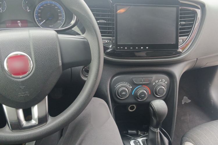 Used Fiat Viaggio 2015 1.4T Automatic Enjoyment Edition