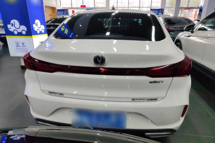 Used CHANGAN Eado 2023 Changan Edition PLUS Blue Whale NE 1.4T GDI DCT Prestige Version
