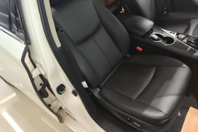 Used Infiniti Q50L 2022 2.0T Comfort Edition
