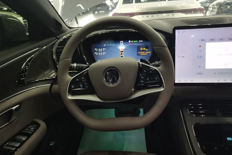 Used BYD Han 2025 EV Intelligent Driving Edition 701KM LiDAR Flagship Model