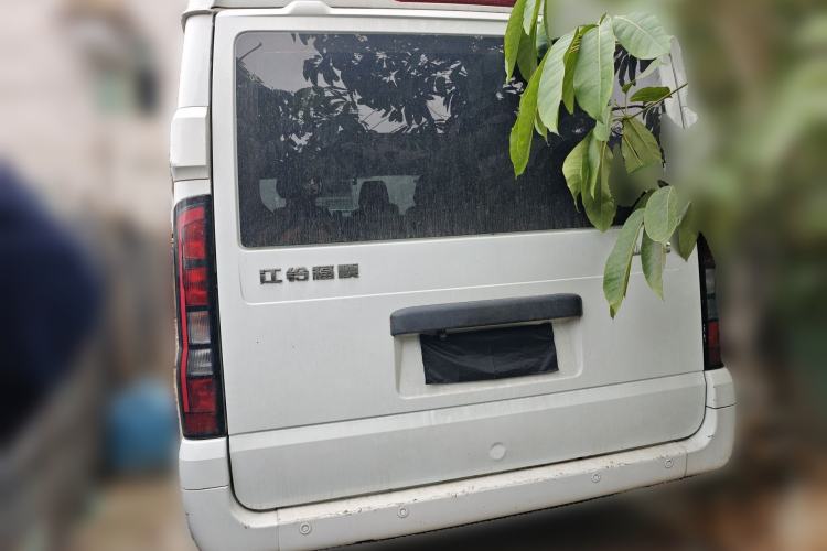 Used JMC Fushun 2022 2.0T Manual Multi-Function Passenger Vehicle Short Wheelbase Low Roof 6-Seater Rear