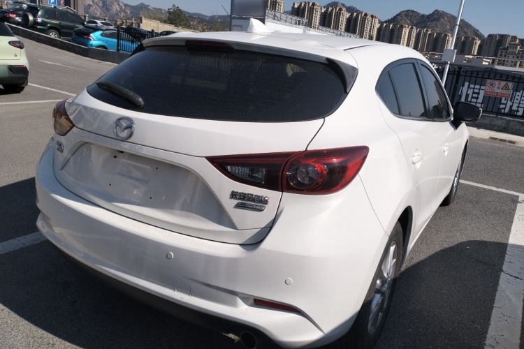 Used Mazda 3 Axela 2017 Hatchback 1.5L Automatic Luxury Model Emission Standard China V Rear Right 45 Deg