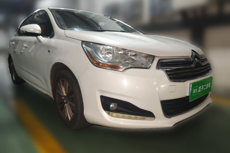 Used Citroen C4L 2015 1.8L Automatic Luxury Edition Front Right 45 Deg