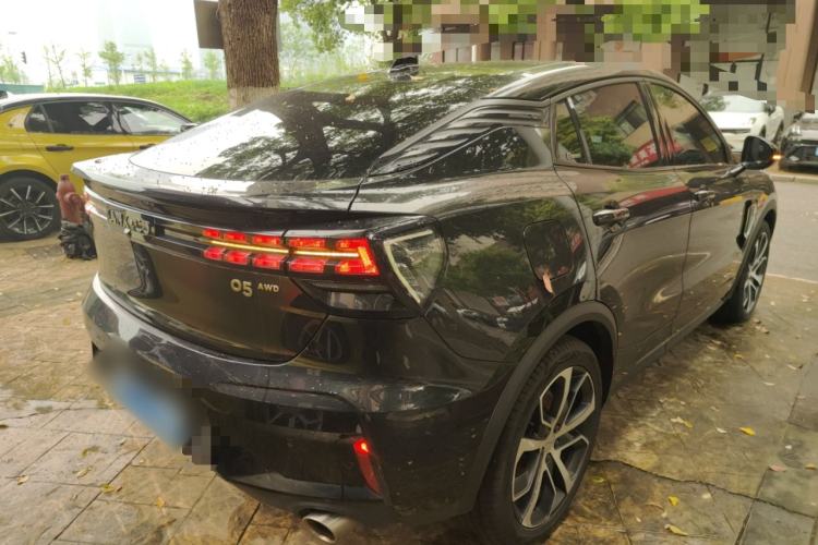 Used Lynk & Co 05 2022 2.0TD Four-Wheel Drive Dynamic Halo Rear Right 45 Deg