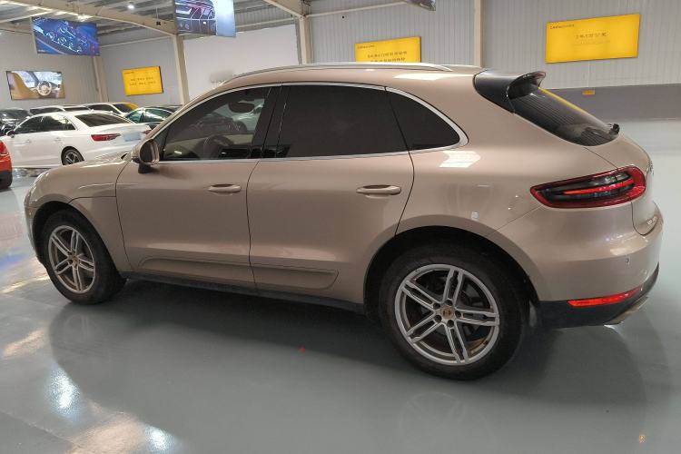 Used Porsche Macan 2014 Macan 2.0T
