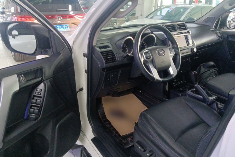 Used Toyota Prado 2015 2.7L Automatic Luxury Edition