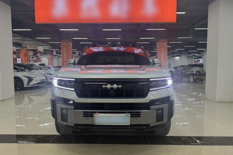 Used Formula Leopard 8 2025 Smart & Brave Flagship Edition 7 Seats