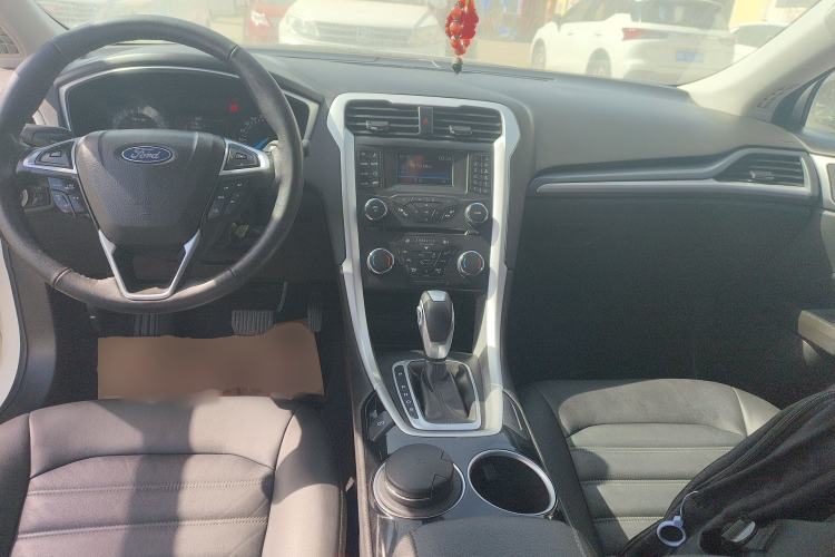 Used Ford Mondeo 2013 1.5L GTDi180 Fashion Edition Center Console