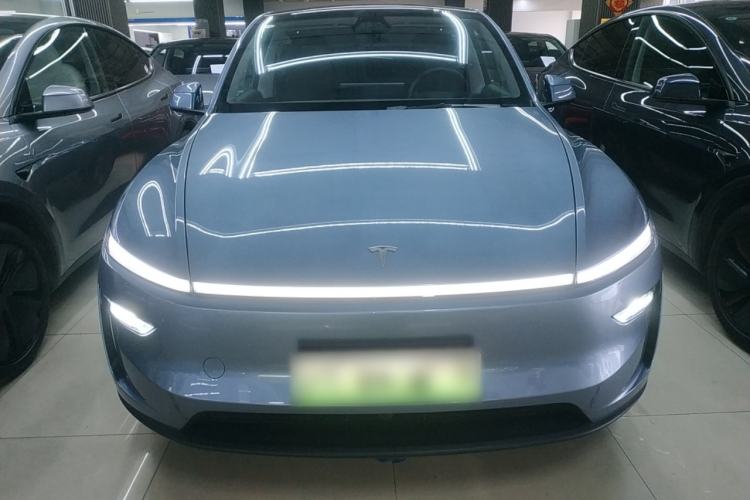 Used Tesla Model Y 2025 Rear-Wheel-Drive Version