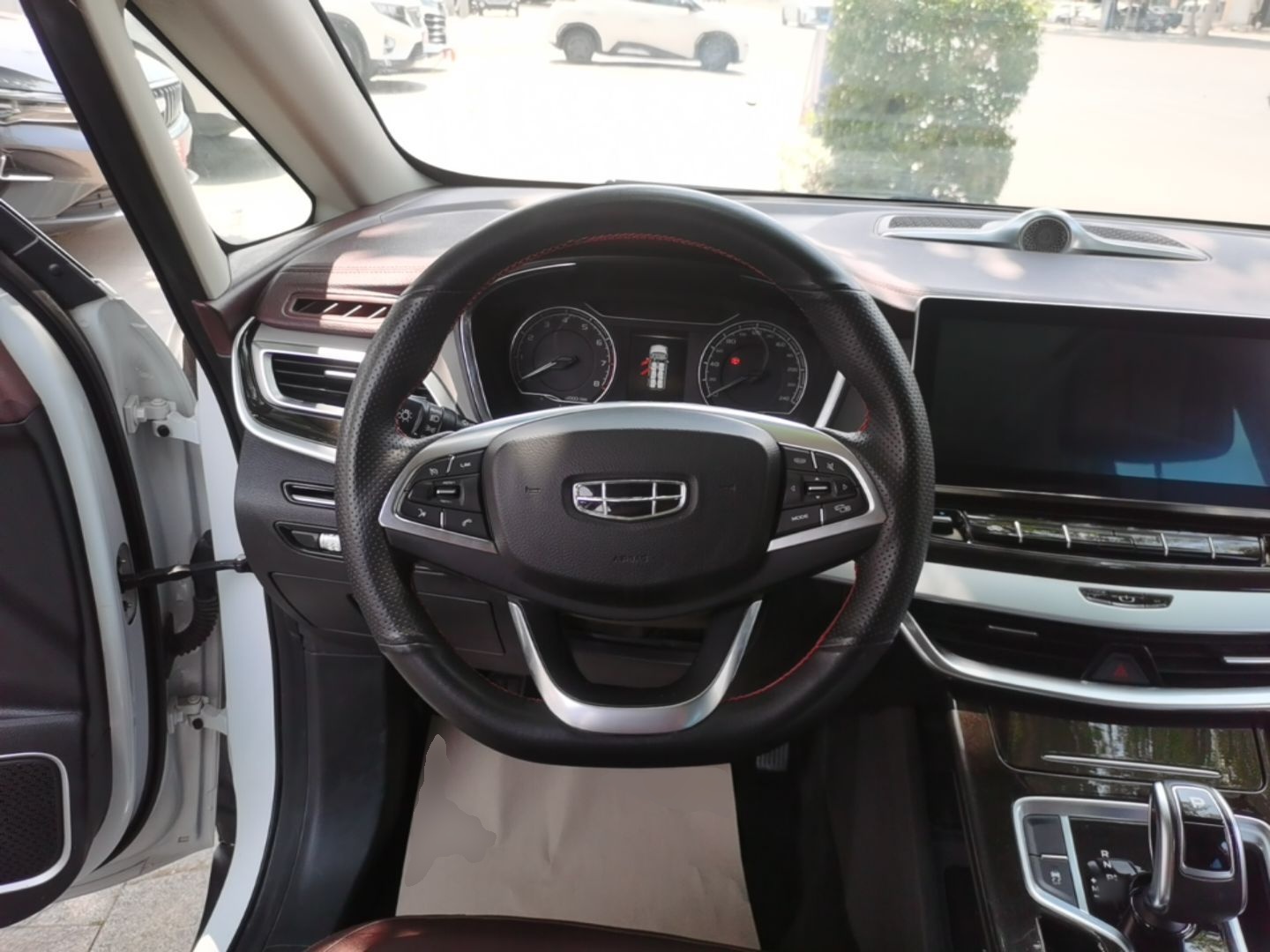 Geely Auto Jiajie 2022 1.8TD DCT Platinum Comfort Model — снимка 13