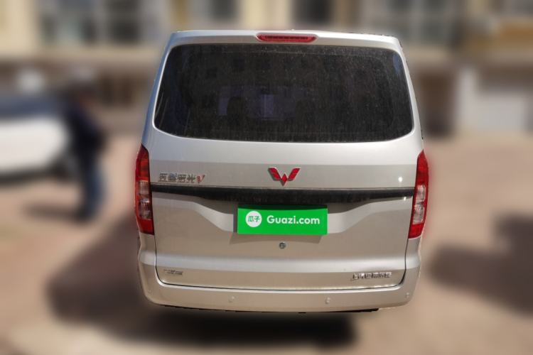 Used Wuling Hongguang V 2019 1.5L Jingqu Version China VI LAR
