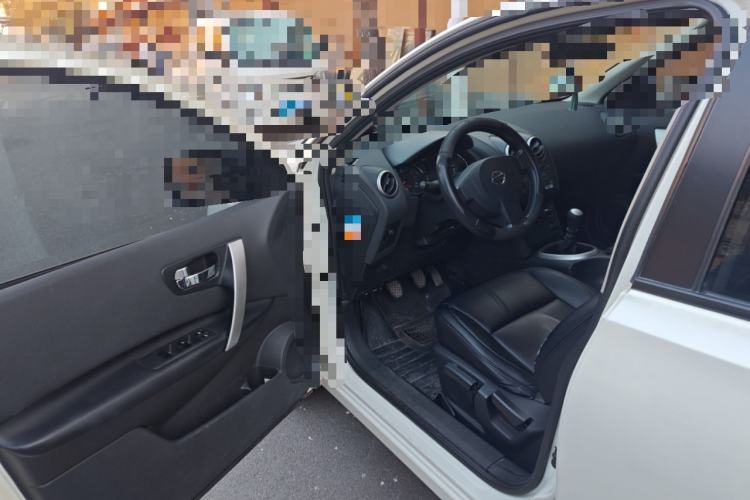 Used Nissan Qashqai 2015 2.0 XL Cool Fire MT 2WD Driver Seat